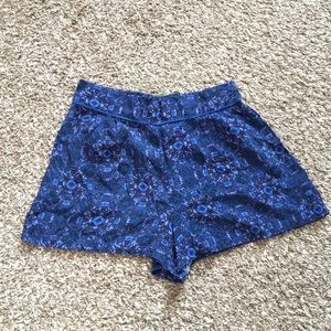 🔮FOREVER 21 SHORTS SIZE S🔮